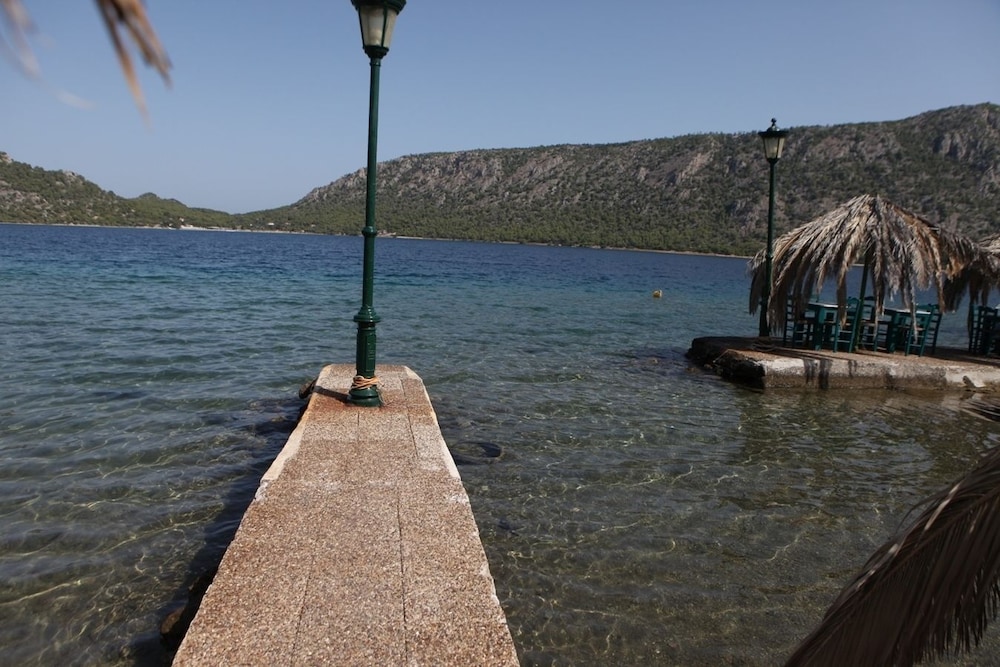 Mantas Bay Apartments