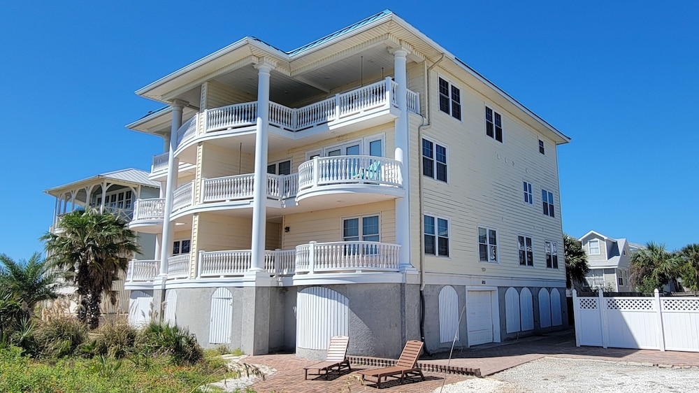 1801-B Strand Avenue by Tybee Vacation Rentals