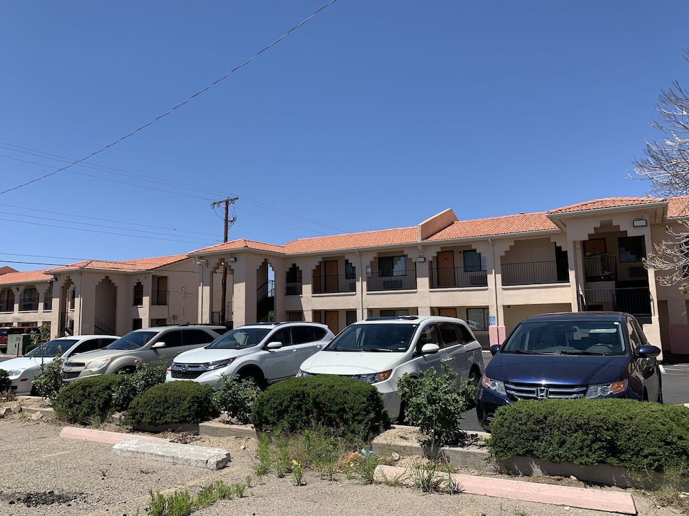 Luxury Inn
