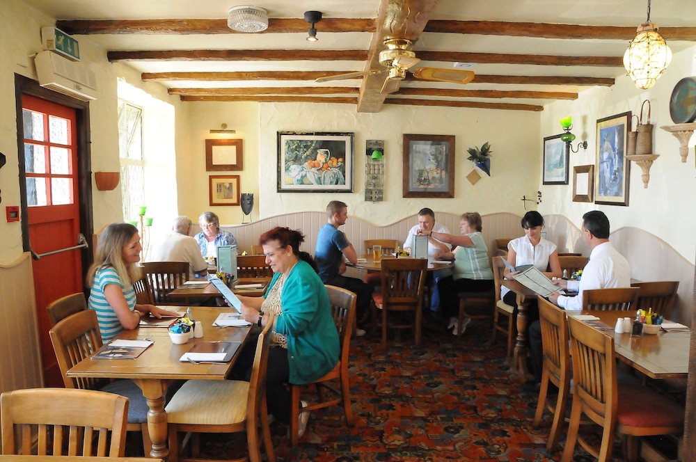 The Dolphin Hotel