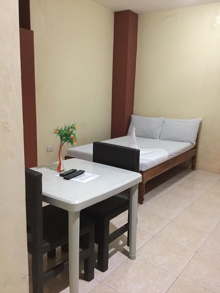 N & F Guest House