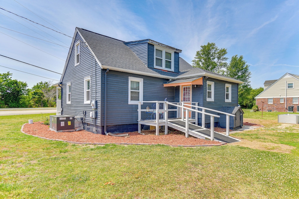 Modern Cape Charles Home: 1 Mi to Kiptopeke Beach! view 4