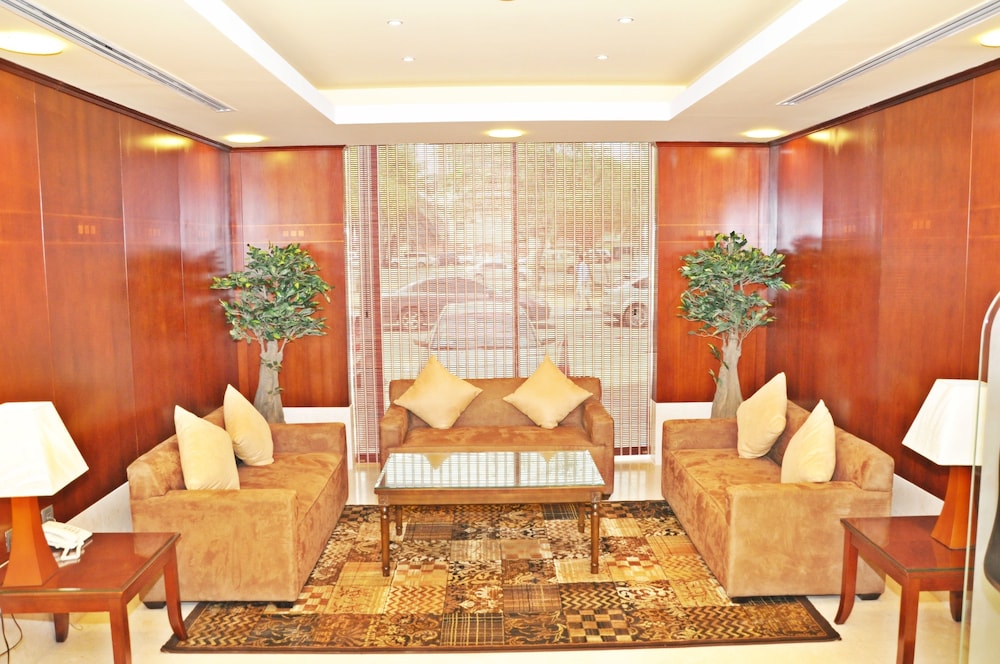 Abu Dhabi Vacations - Ramee Royal Hotel Apartments - Property Image 3