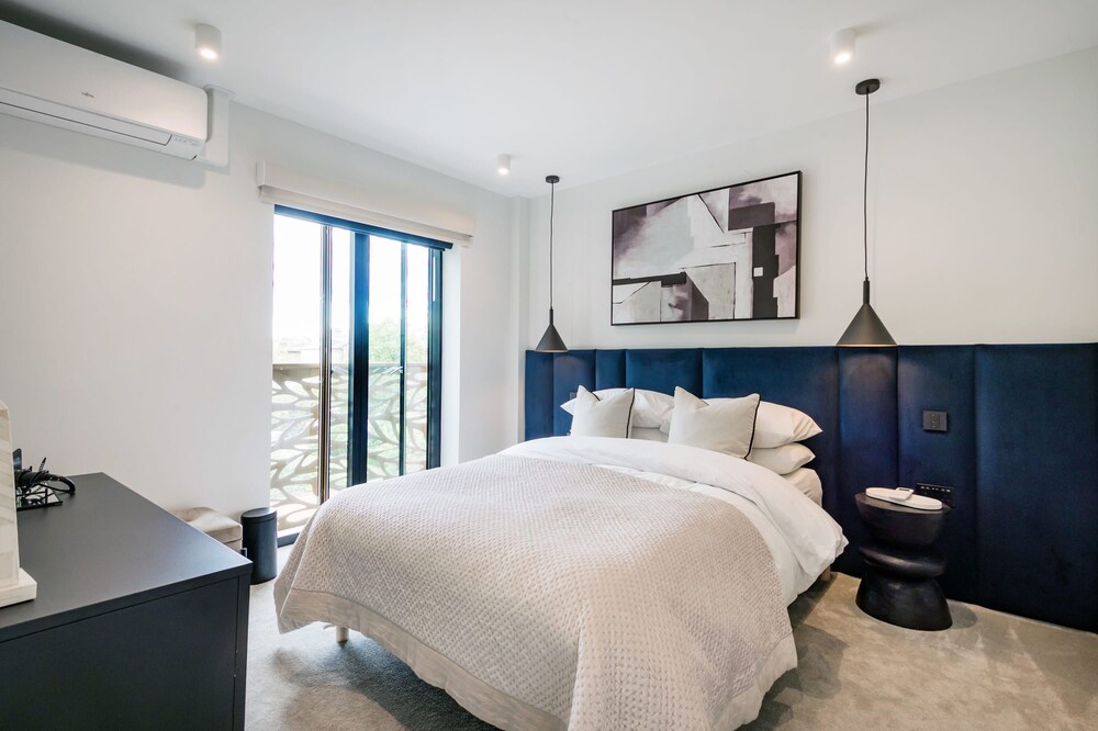 The Modern Glasshouse - by Out of Office Lifestyle