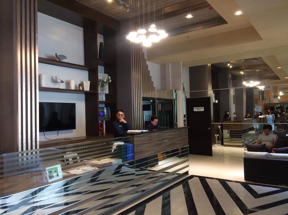 Cebu Vacations - The Persimmon Cebu by Sleepingpong - Property Image 3