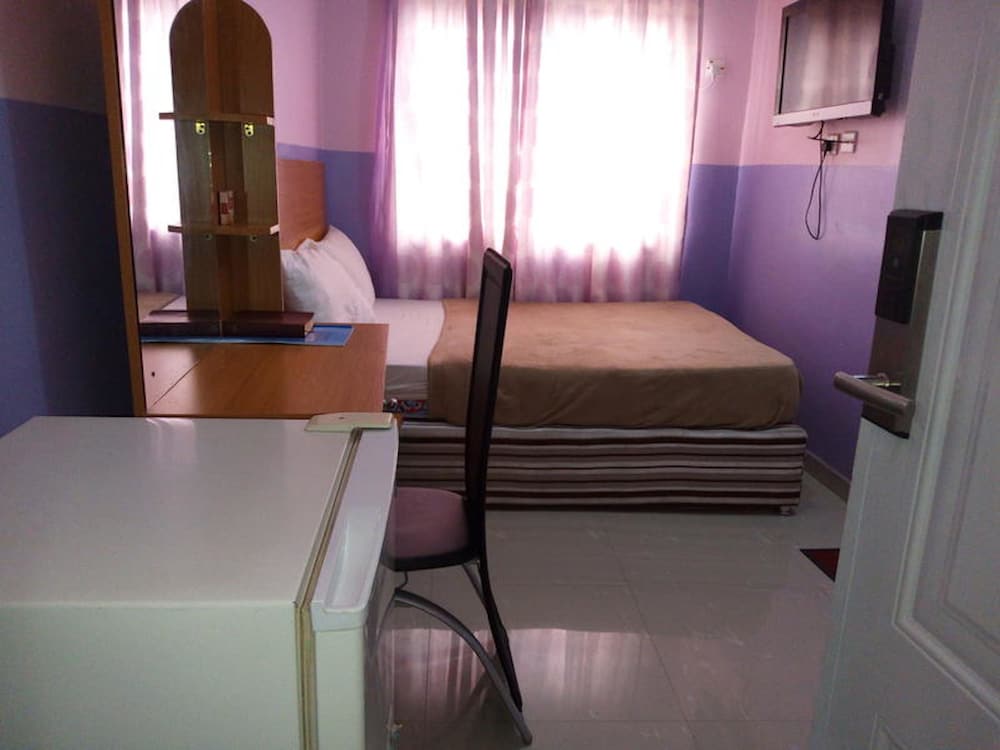 Photo 9