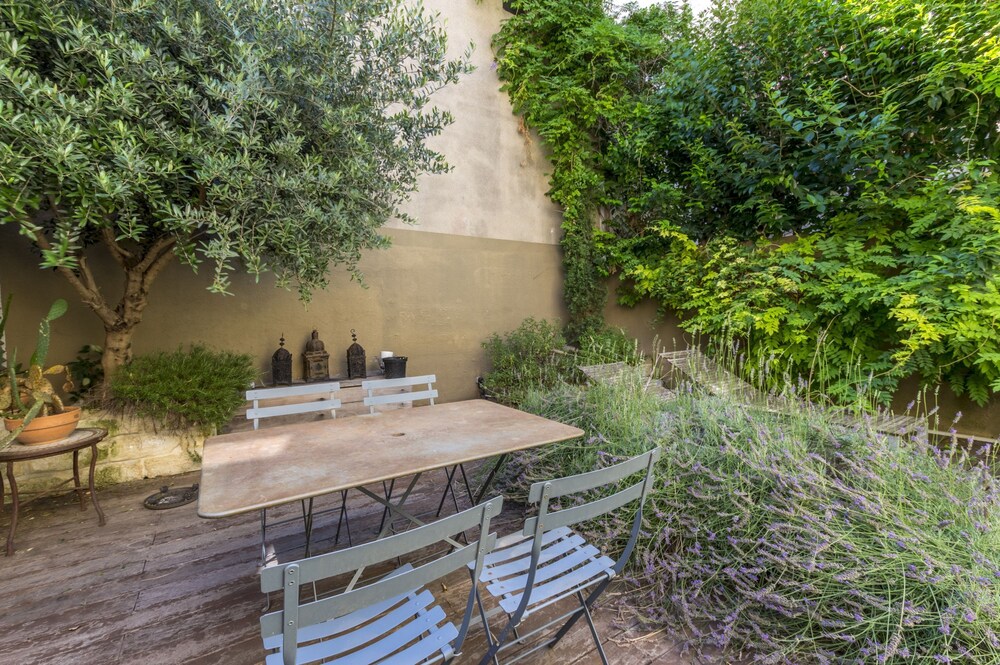 Un Jardin Dans la Ville - Premi re Conciergerie