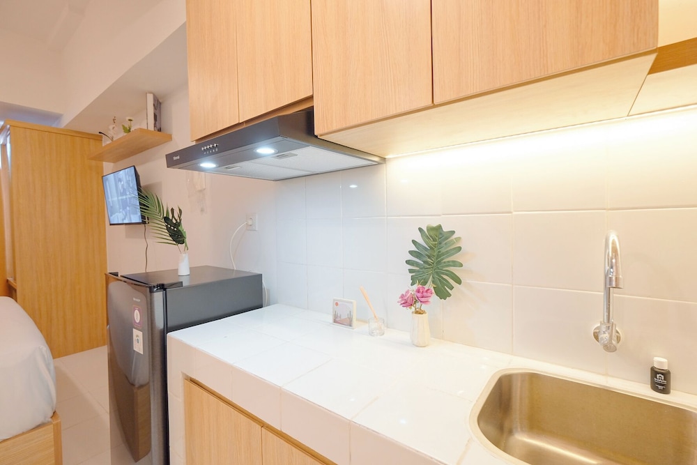 Simply And Compact Studio At Tokyo Riverside Pik 2 Apartment