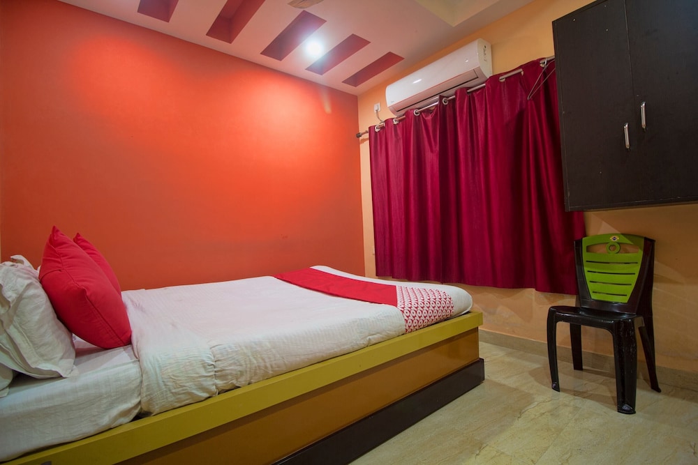 OYO 10462 Smriti Guest House