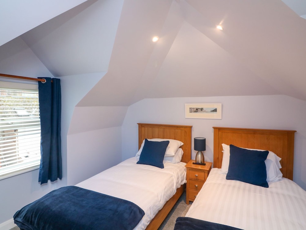 Denning Cottage