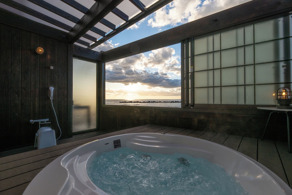 VACATION VILLA BLUE ARK