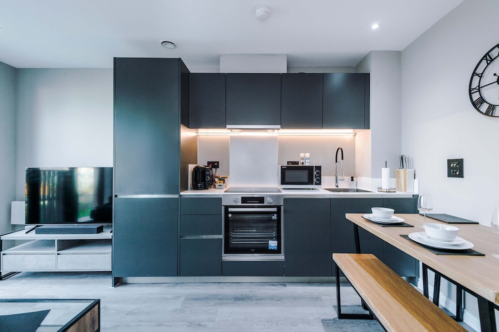 Stylish City Centre Apartment