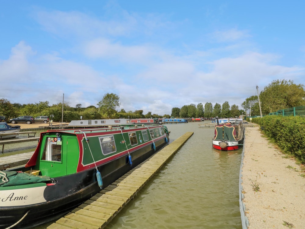Fenny Marina Cottage