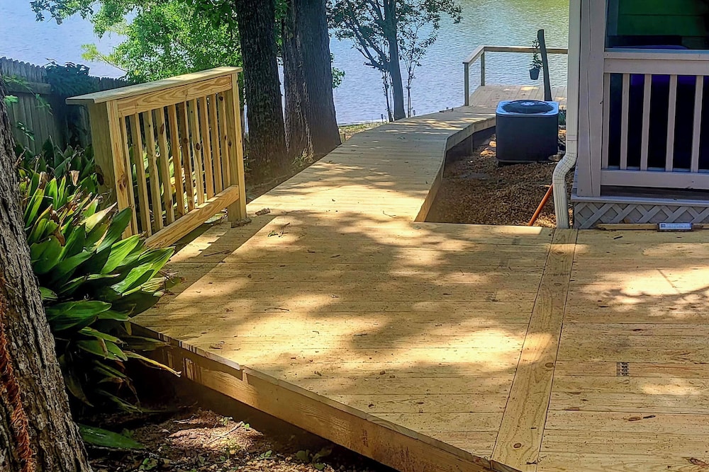 Private On-site Boat Dock: Remote Cabin in Titus