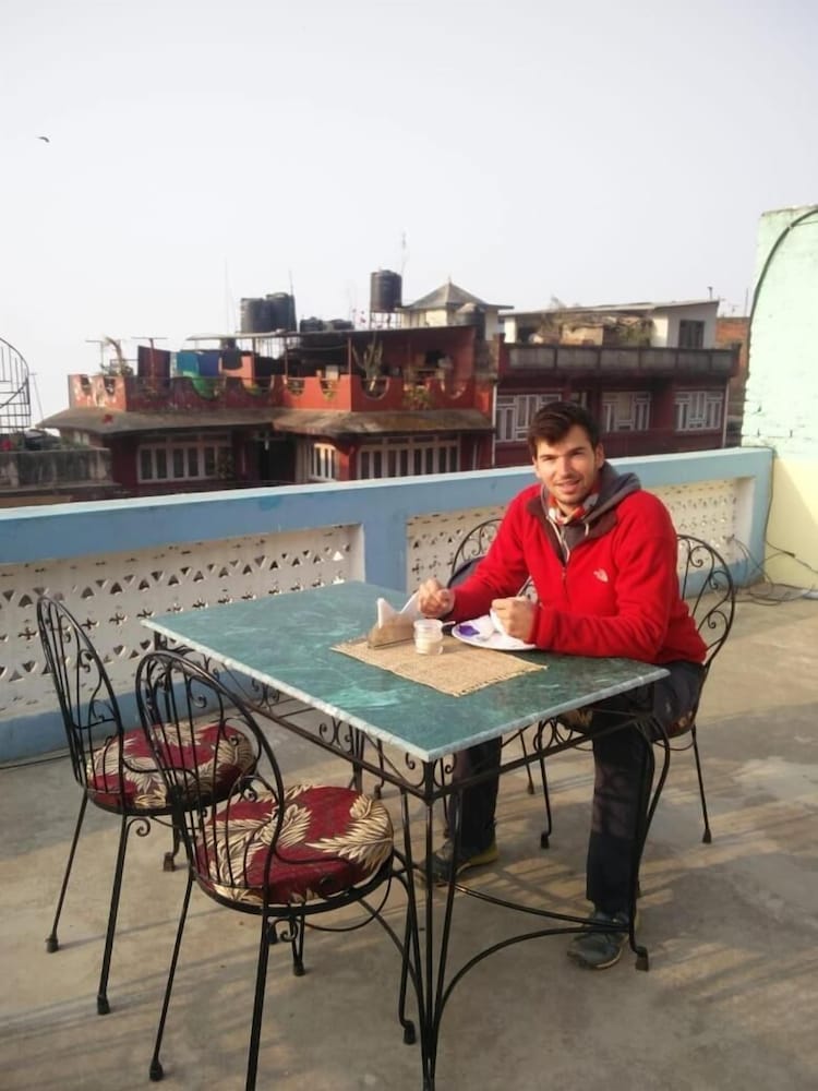 Photo 33