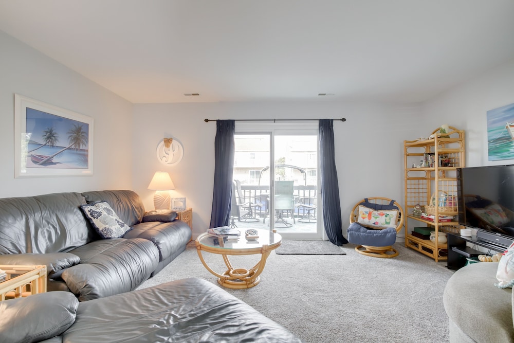 Remodeled Ocean City Getaway w/ Harbor Views!