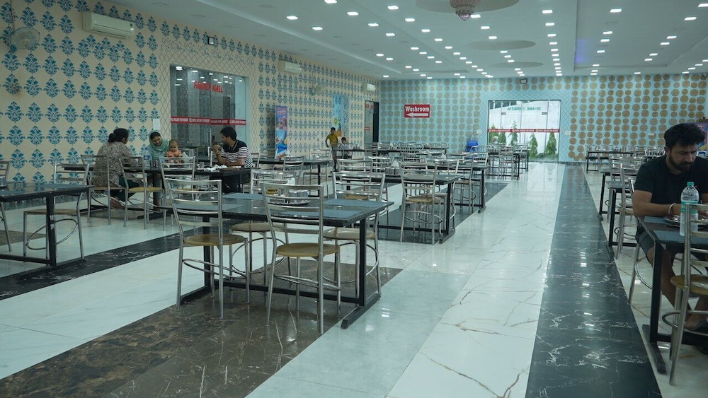 Hotel Holiday Fun Resort