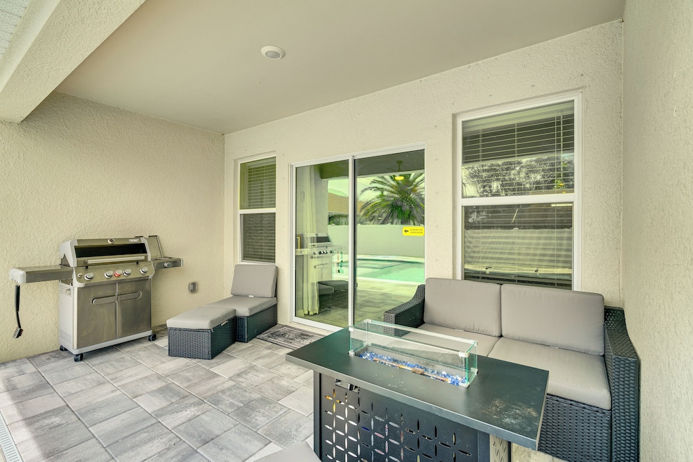 Pickleball Court, Saltwater Pool: Cape Coral Home!