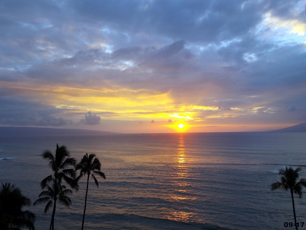 Royal Kahana Resort by rkmaui