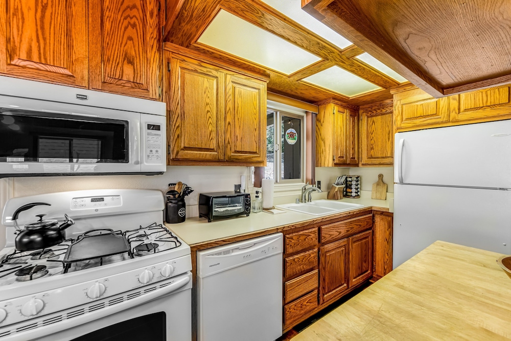 Cub Cabin #471