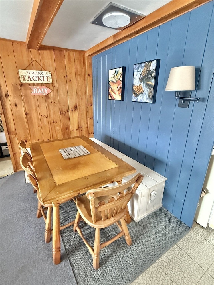 Sunset Shores Limit 4 2 Bedroom Cottage