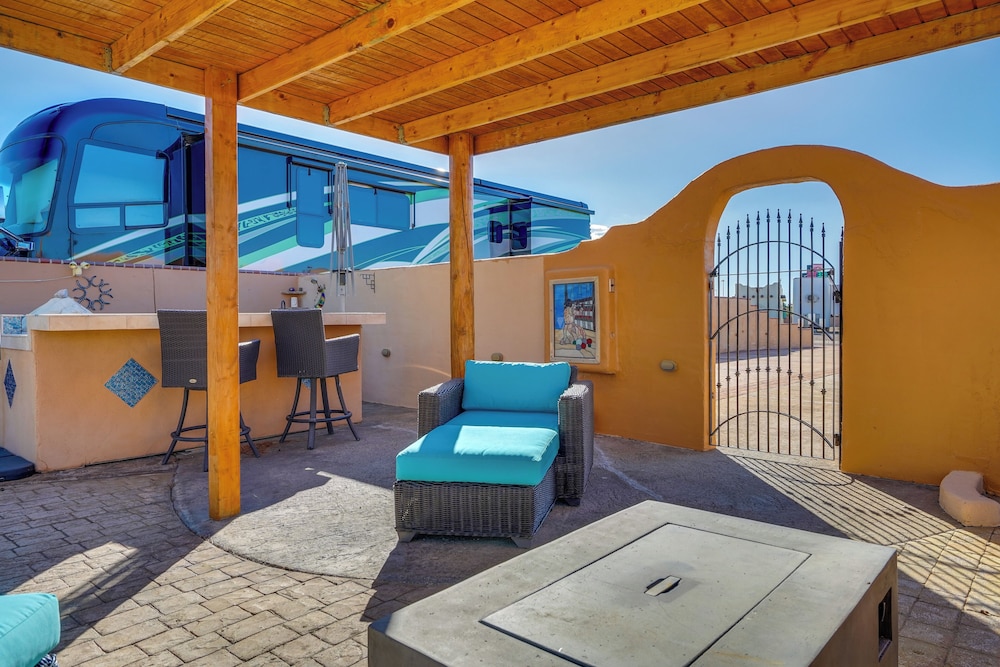 55-plus Desert Oasis in Benson w/ Mountain Views
