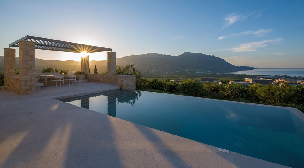 Youphoria Villas