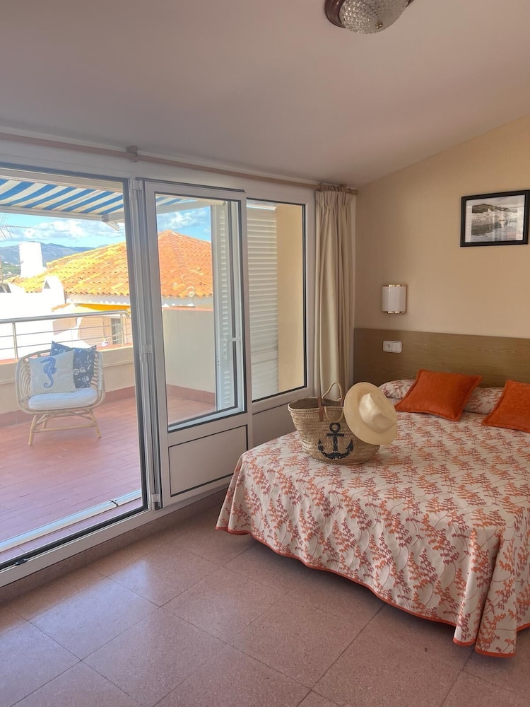 Hostal Sol y Sombra