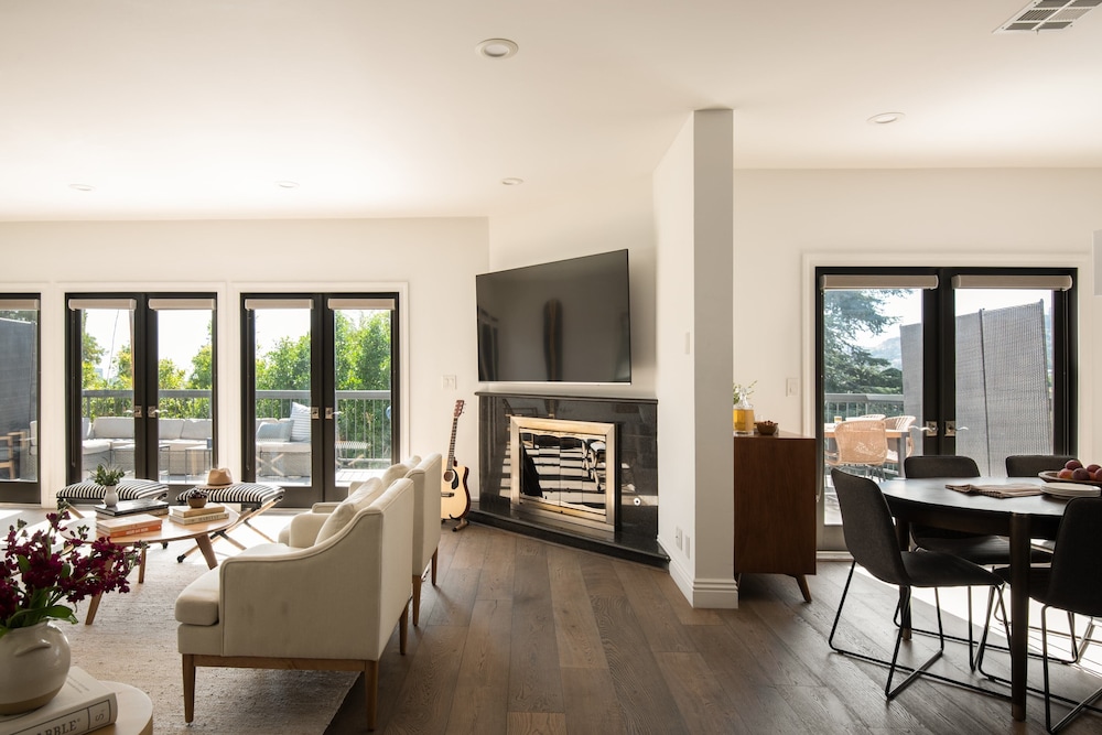 Edendale by Avantstay Urban Hilltop Oasis w/ Amazing Views in <3 of Los Feliz