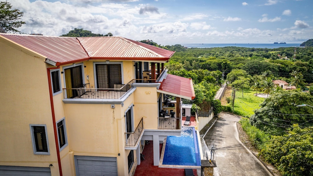 2-Bedroom Ocean-View Condo with Pool view 2