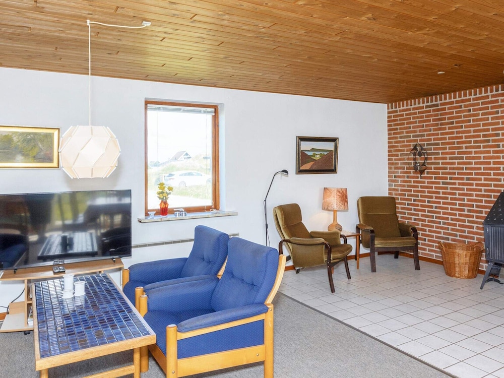 7 Person Holiday Home in Frostrup view 5