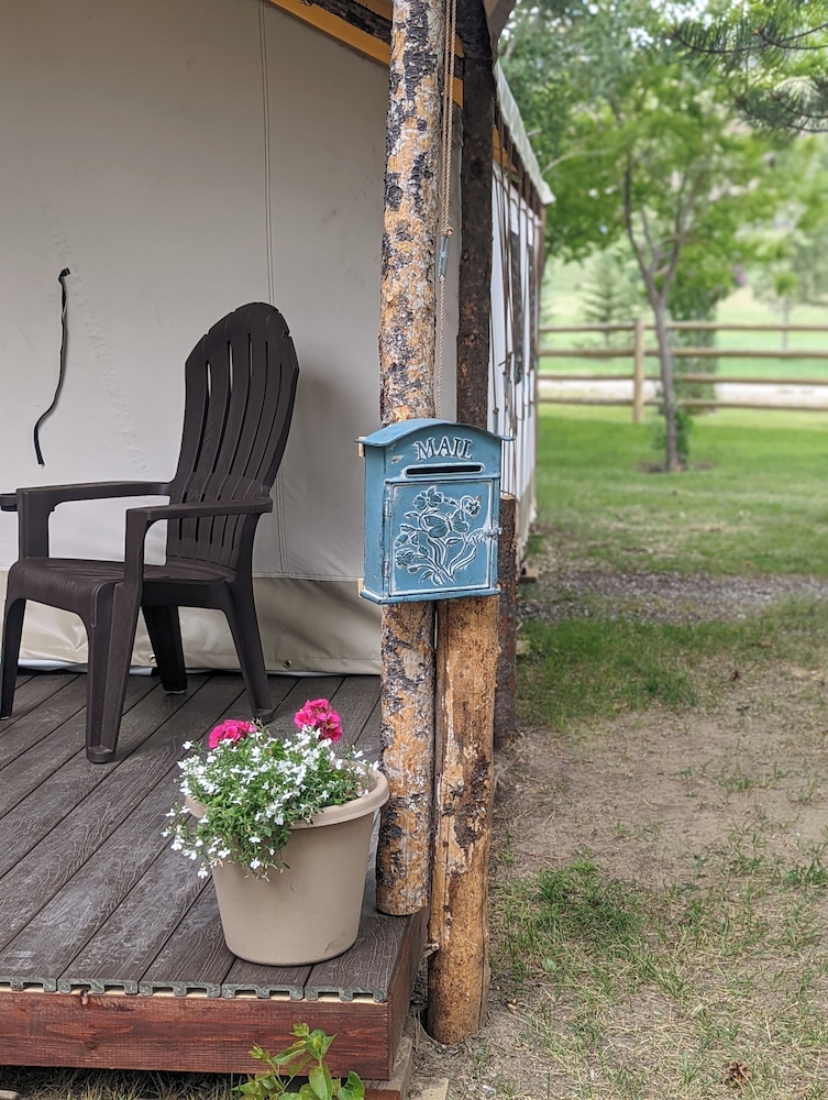 Salmon Gypsy Bed and Breakfast