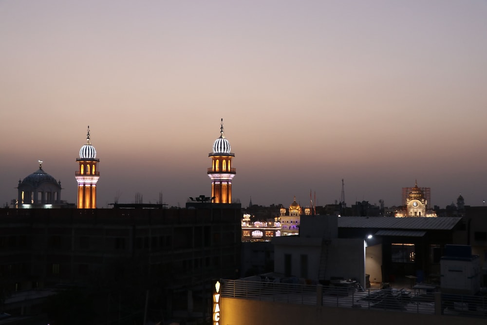 Gurjeet hotel by naavagat