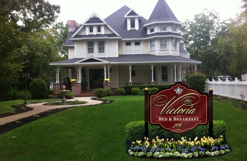 The Victoria B & B