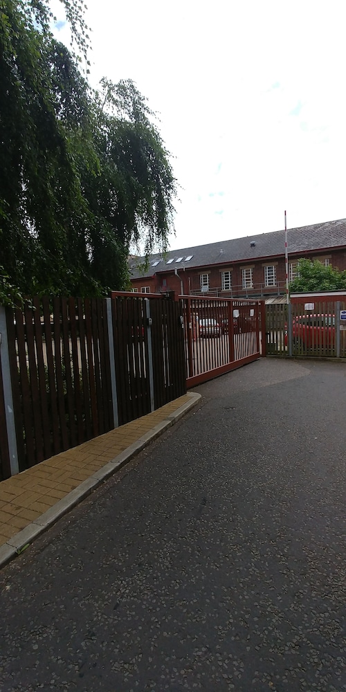 Hills Road Flat