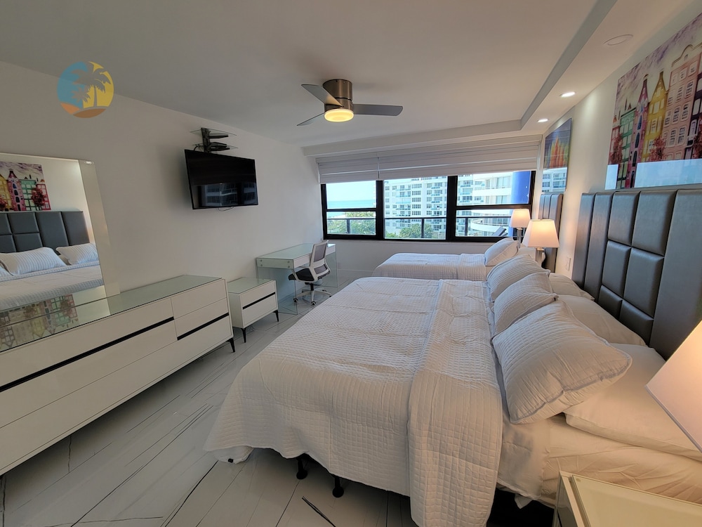 Alexander 903 4 Bedroom Apts
