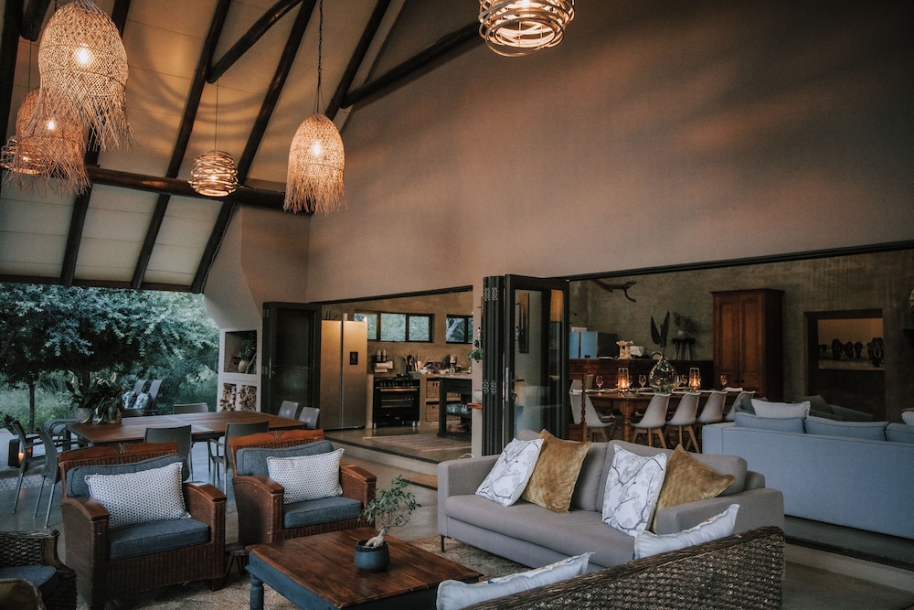 Rhino's Rest Private Luxury Villa