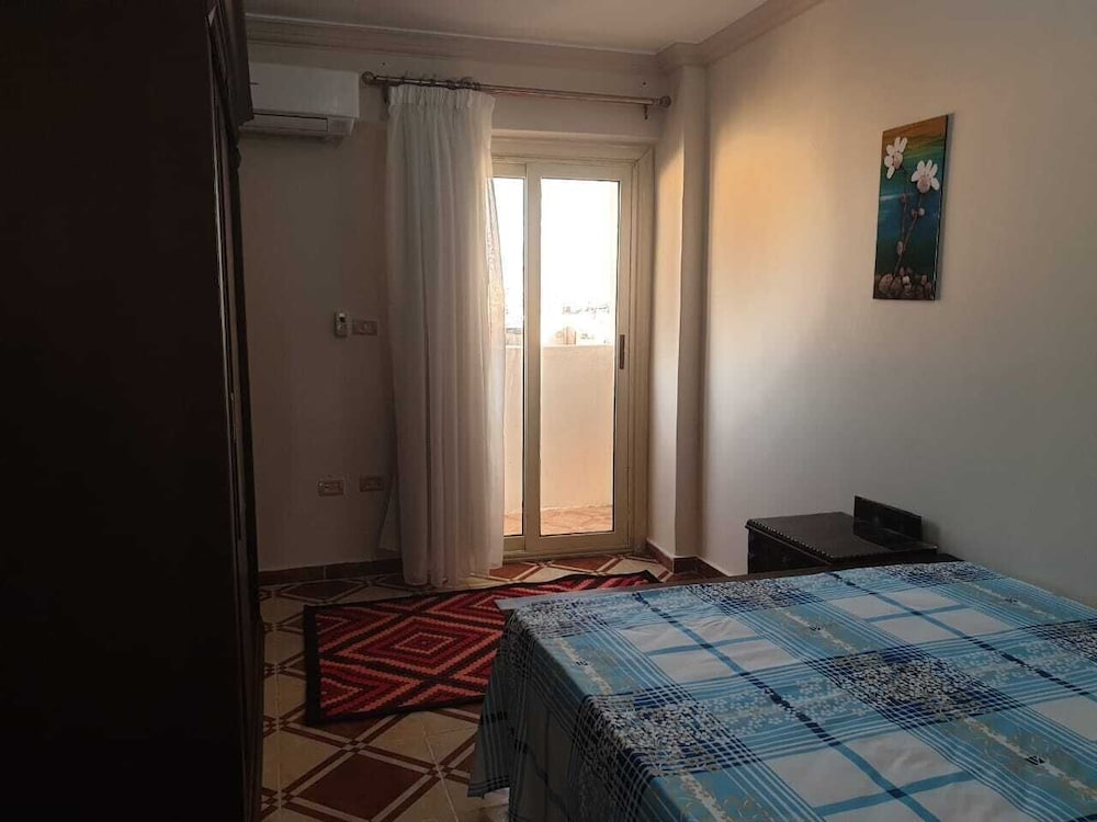 Stanly front Sea View Appartment view 5