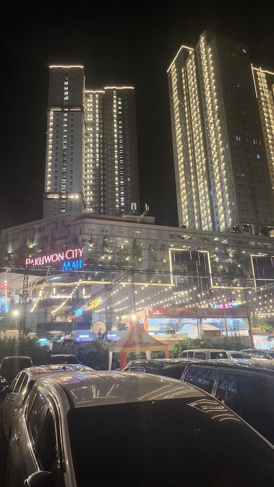 2BR Pakuwon City Mall Surabaya Indonesia
