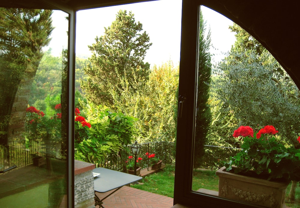 Old Tuscany's Hills - Beautiful House Close to Florence view 5