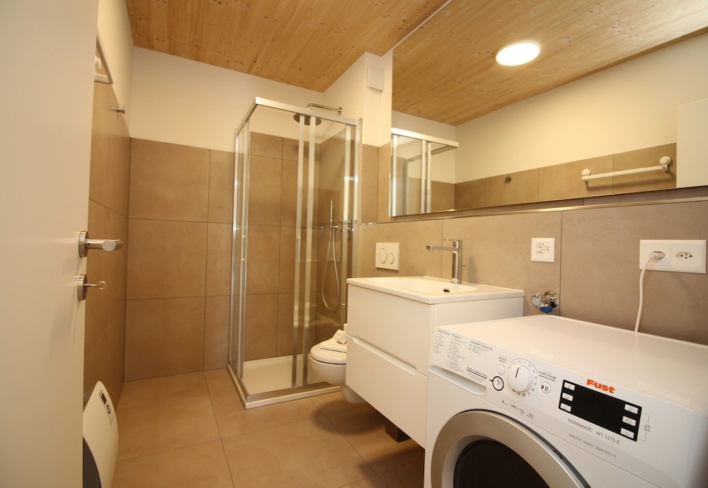 Ca' Balmelli With Shared Pool view 4