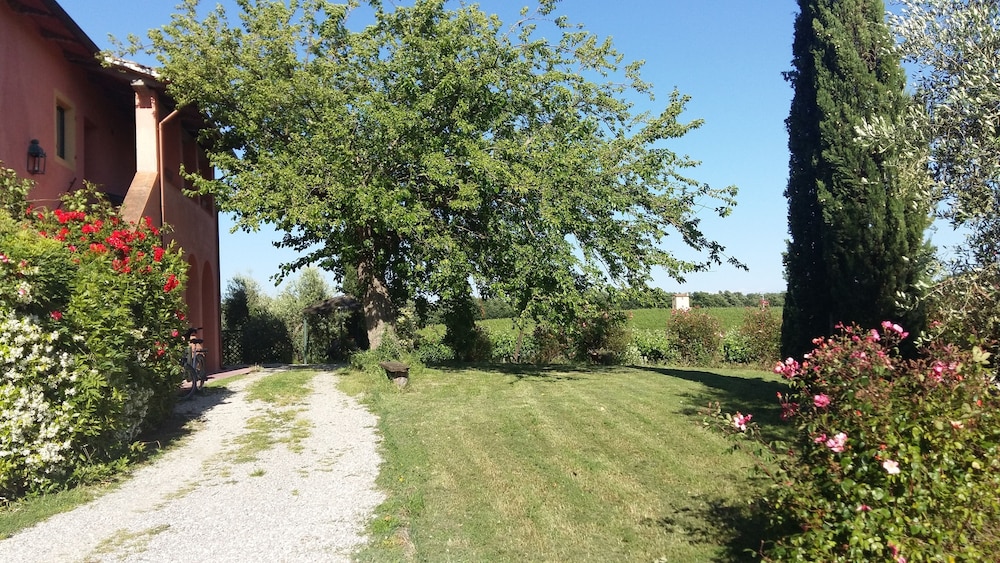 Fattoria Santa Lucia