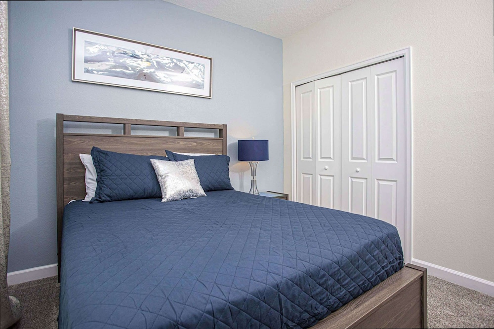 5BR Private Pool Resort Amenities Near Disney