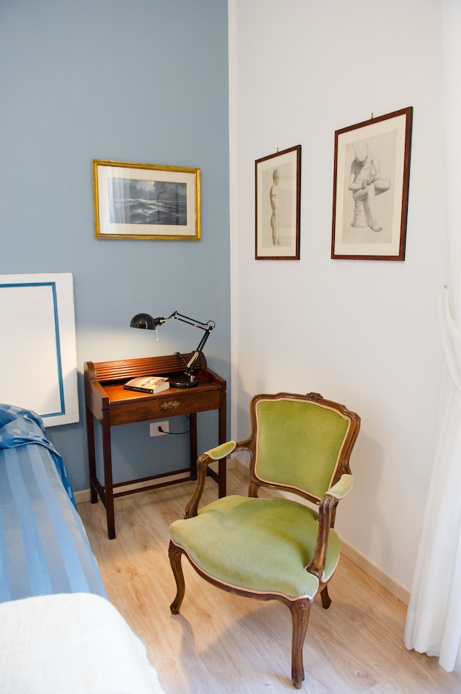 B&B Laurus Colosseo