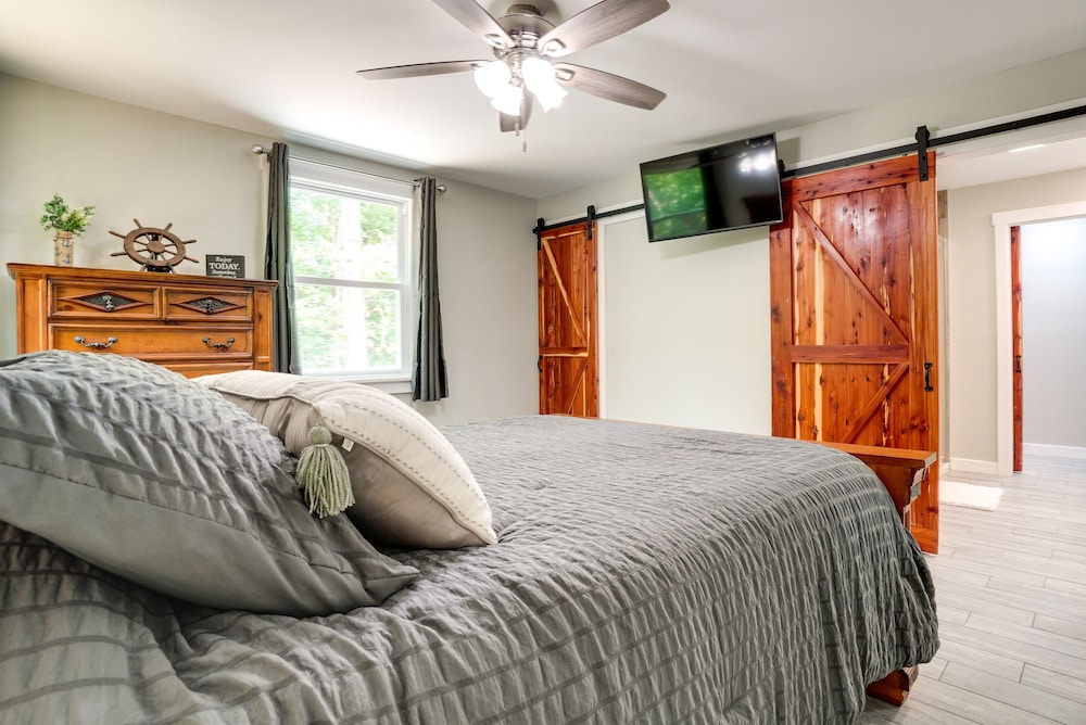 Tennessee Vacation Rental ~ 2 Mi to River view 2