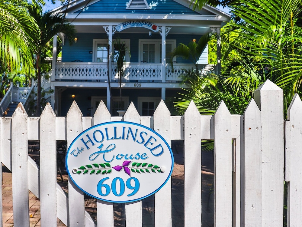 Hotel The Hollinsed House - Image 1