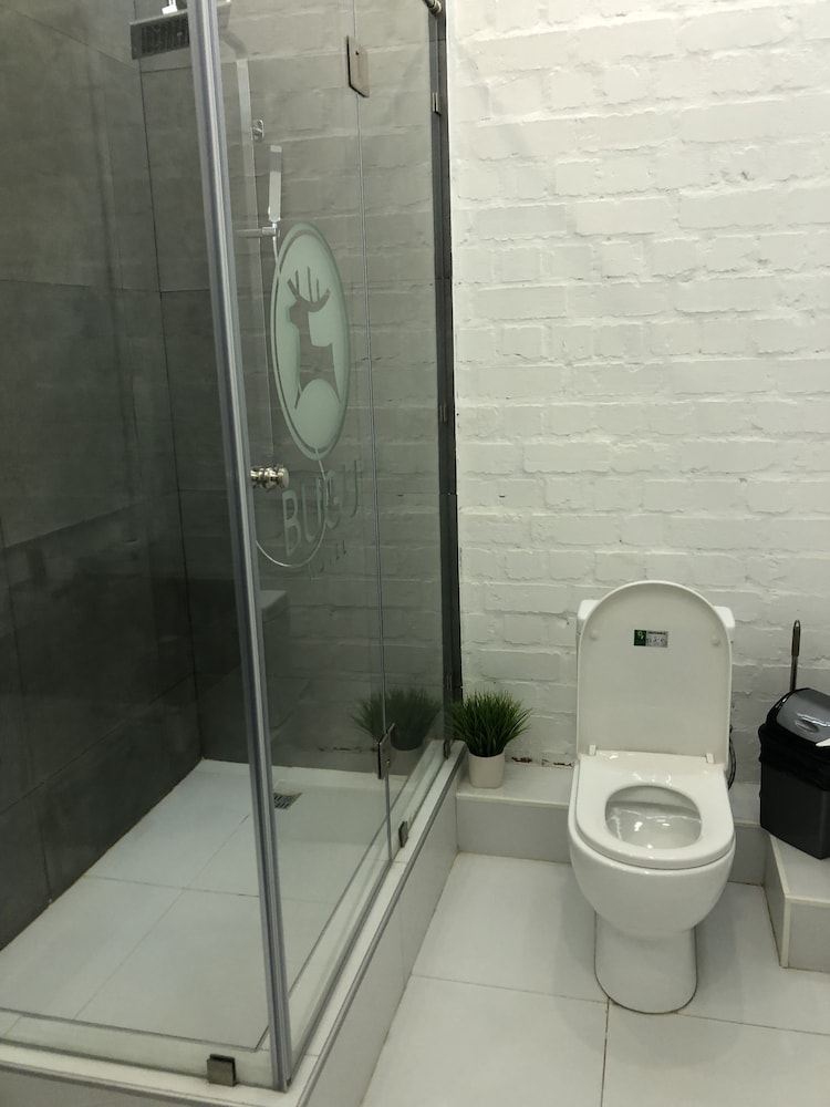 Bugu Hotel Bishkek 38