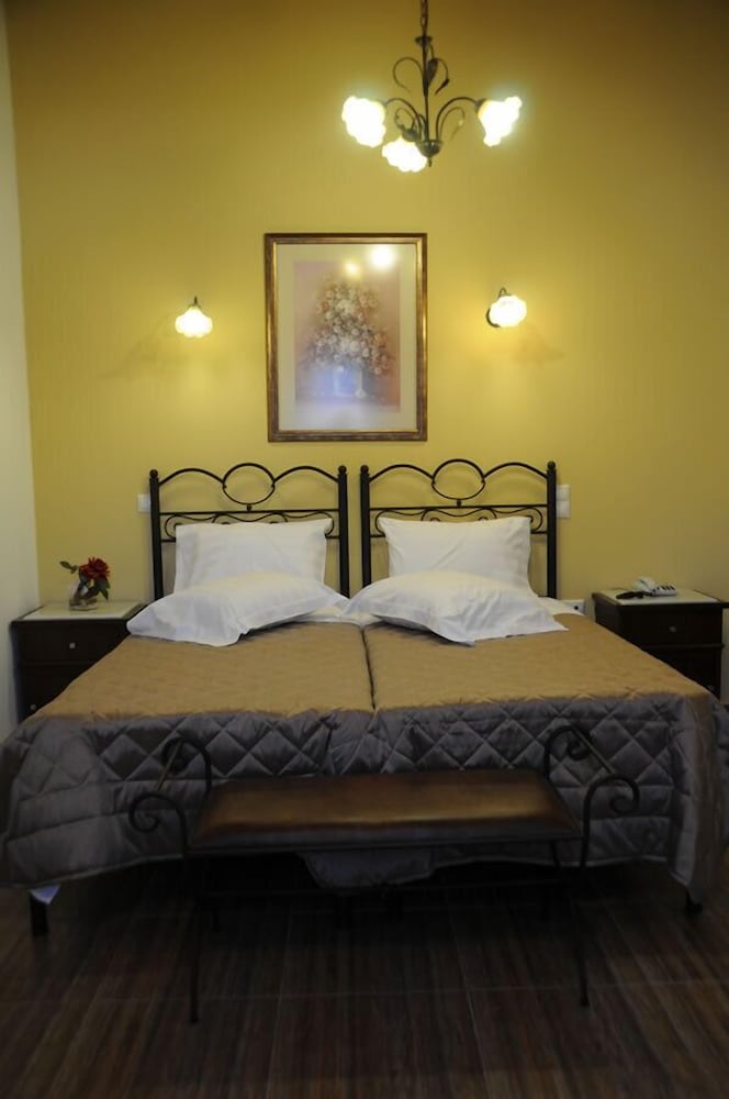 Skiathos Island Suites