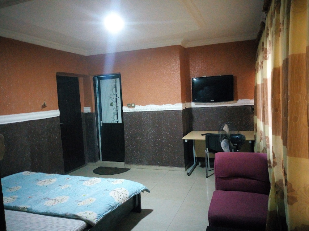 Joybam Hotel and Events Center Ososami view 5