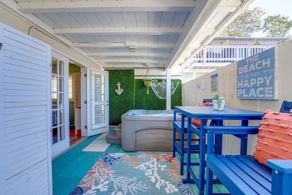 Coral Cottage